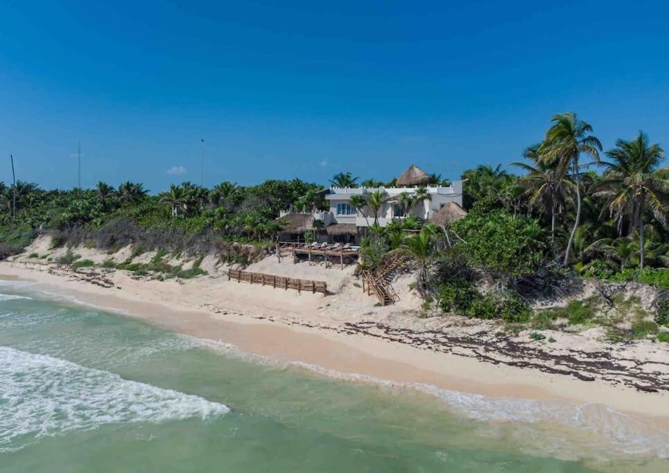 Luxury 5-Br Beachfront Home In Tulum Casa Sofia Gato Esterno foto