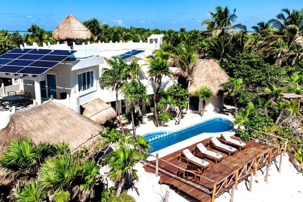 Luxury 5-Br Beachfront Home In Tulum Casa Sofia Gato Esterno foto