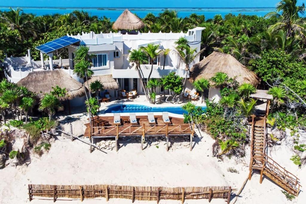 Luxury 5-Br Beachfront Home In Tulum Casa Sofia Gato Esterno foto
